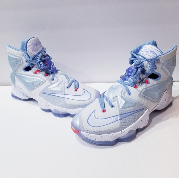 lebron 13 christmas